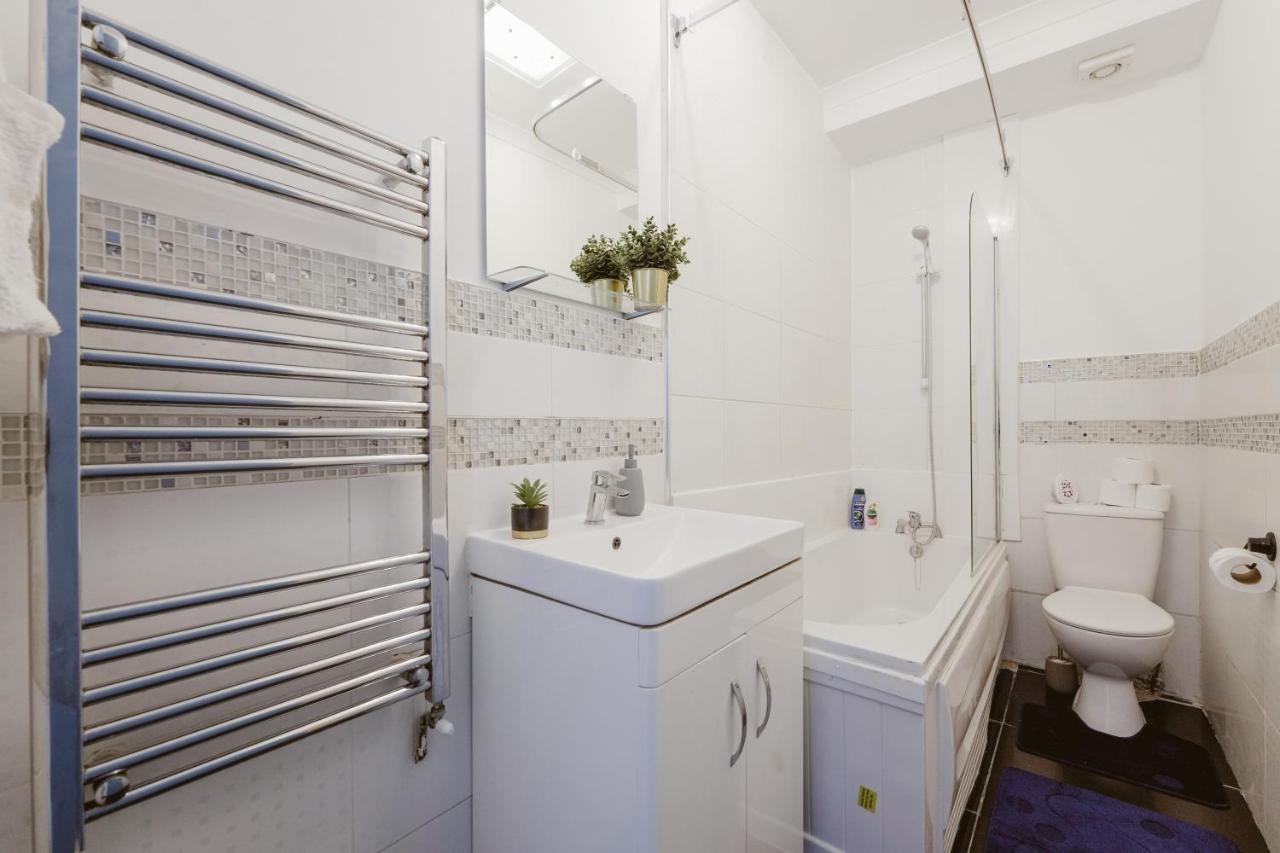 Great Rooms In Stepney Green Station - 12 لندن المظهر الخارجي الصورة